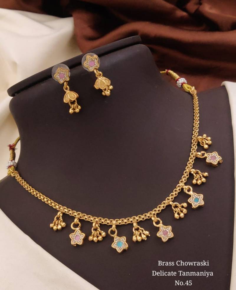 Brass Chowraski Delicate Tanmaniya 1