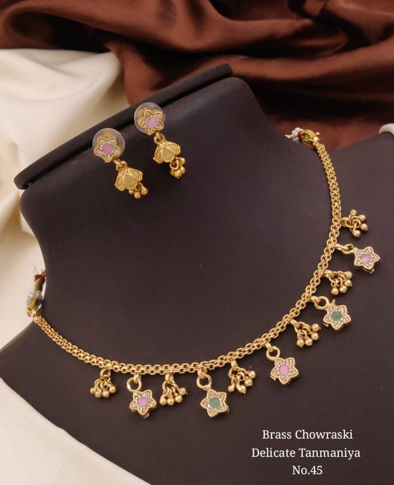 Brass Chowraski Delicate Tanmaniya 1