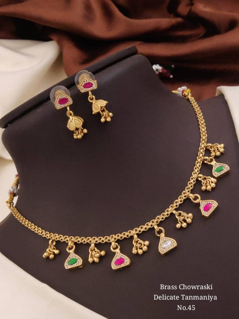 Brass Chowraski Delicate Tanmaniya 1