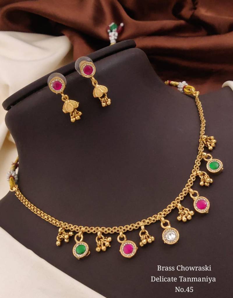 Brass Chowraski Delicate Tanmaniya 1