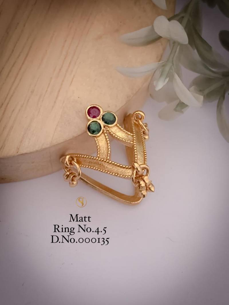 Ad Diamond Matt Golden Ring 3 (26 Pcs)