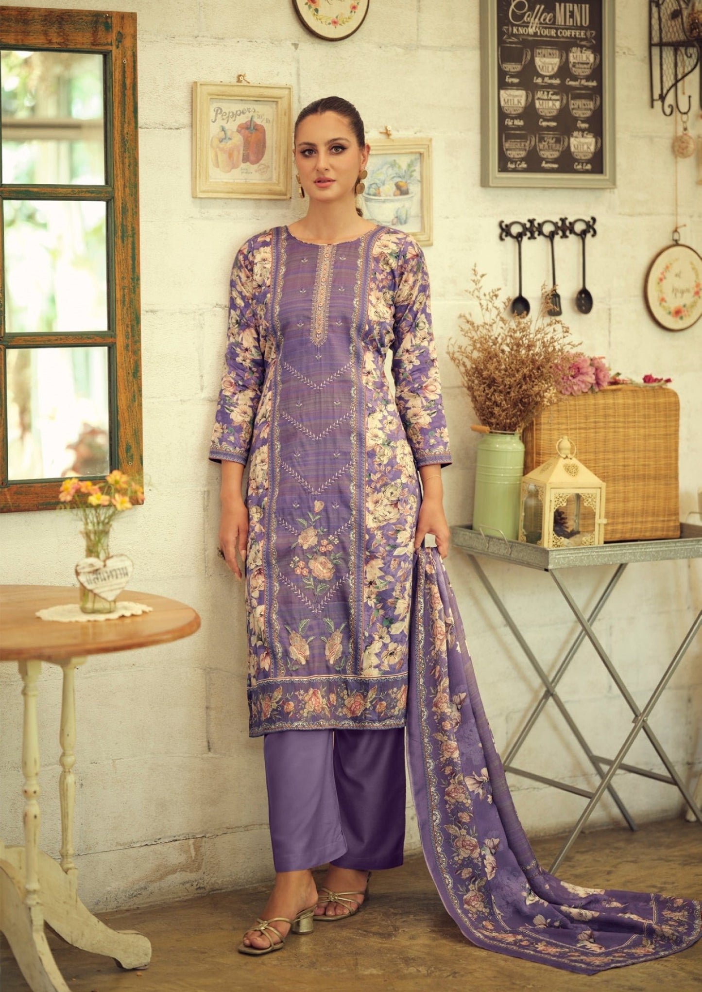 Hermitage Takth - Amrah Wholesale