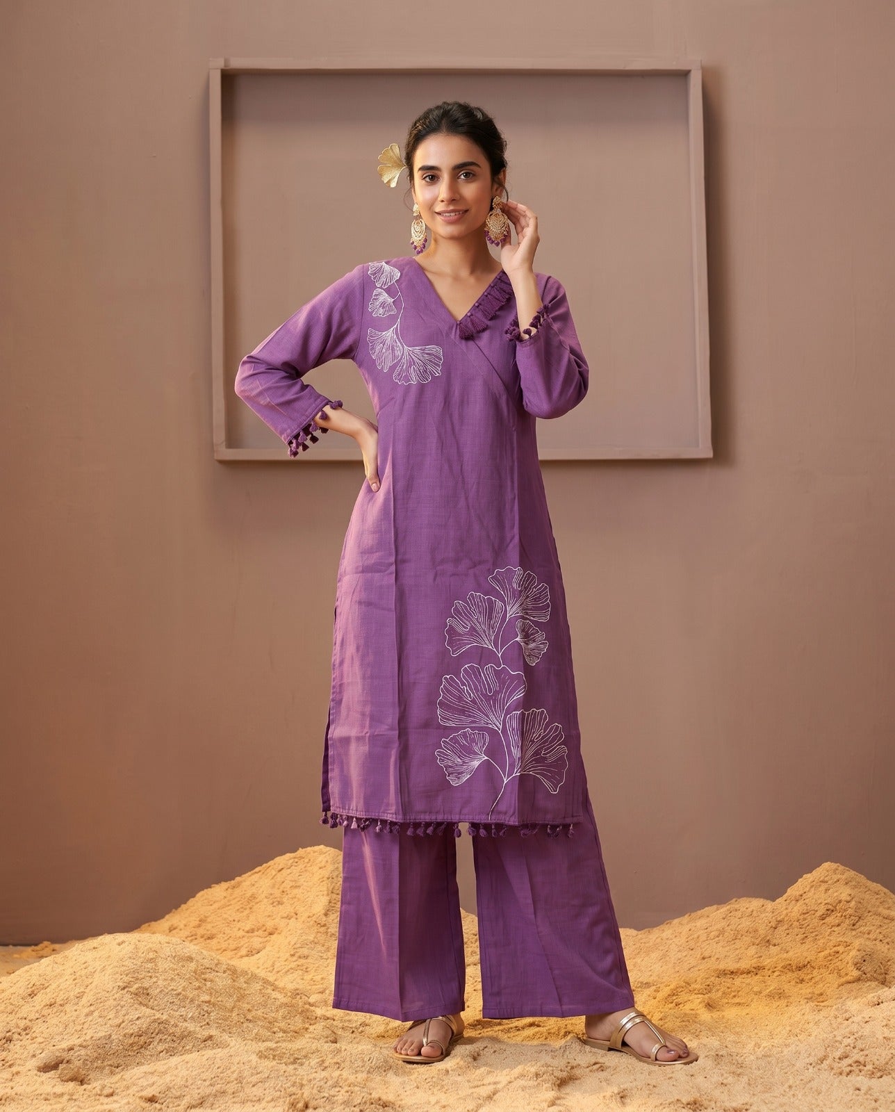 Naisha K 1026 Vertican Thread Work Kurti Pant Set