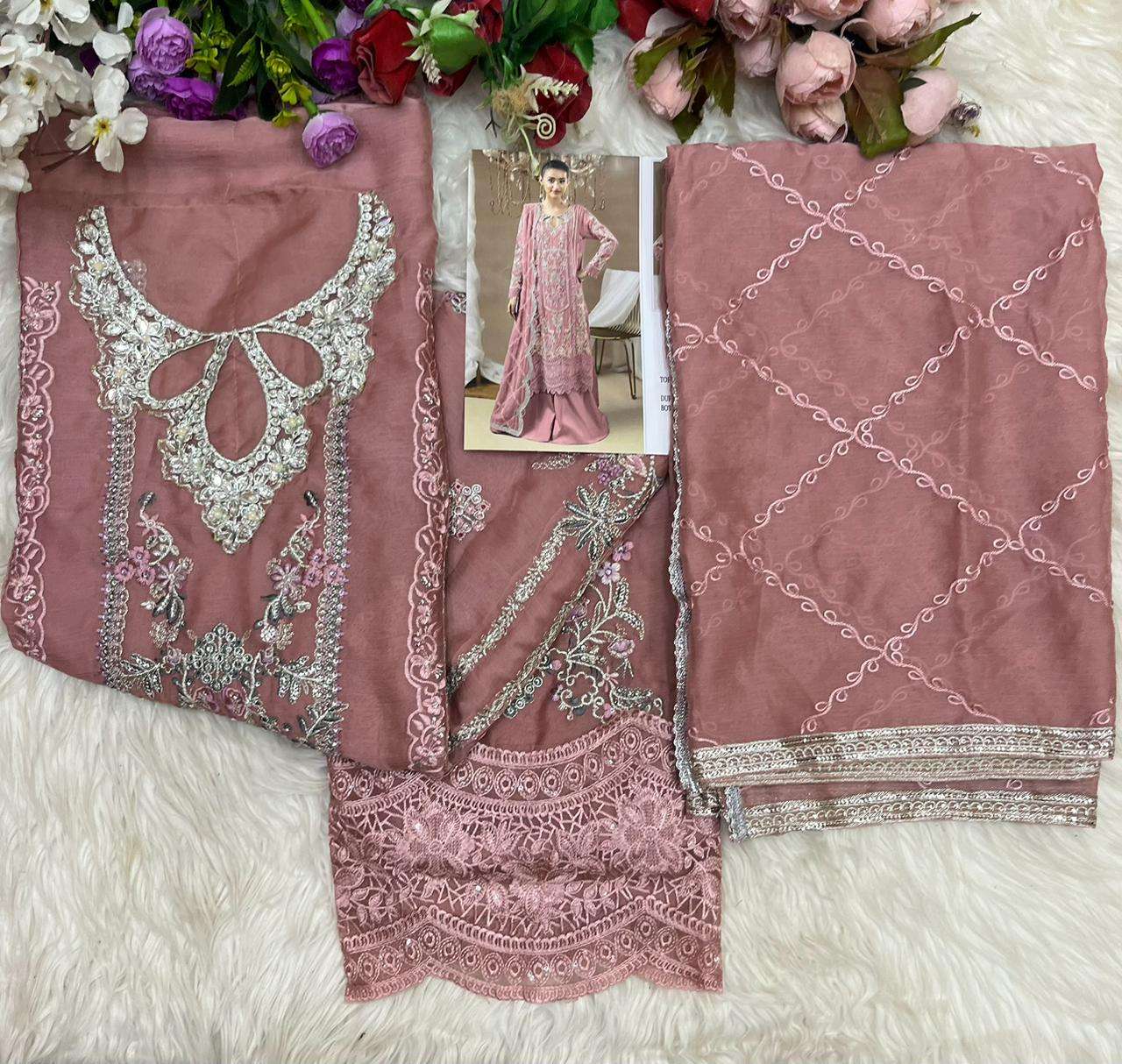 Shree Fab SF - 5581 Pakistani Suit Wholesale Catalogue - Amrah Wholesale