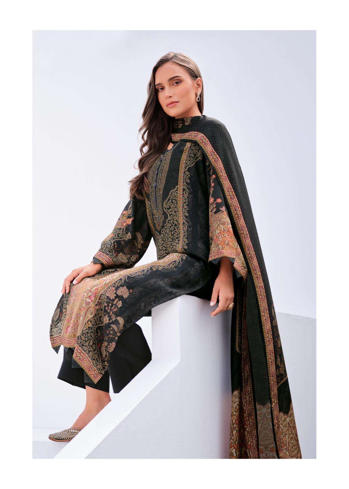 Varsha Naqashi