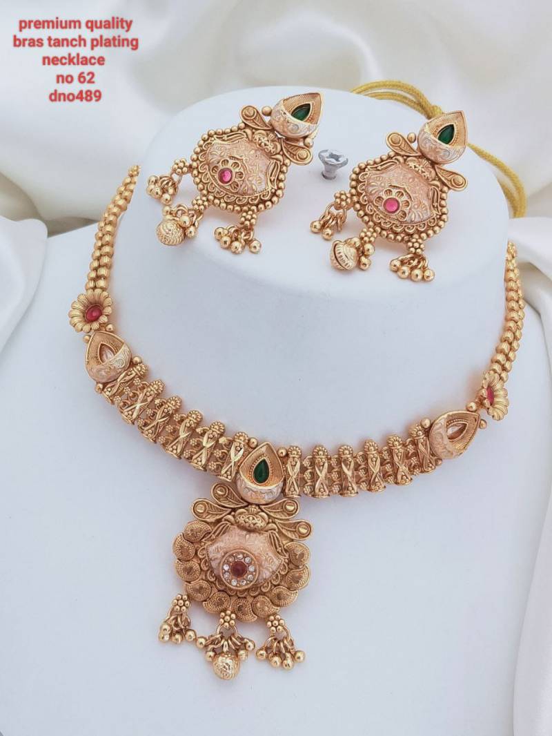 Brass High Gold Tanch Pleating Necklace 1
