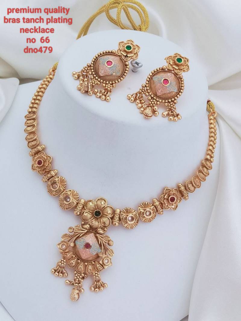 Brass High Gold Tanch Pleating Necklace 2