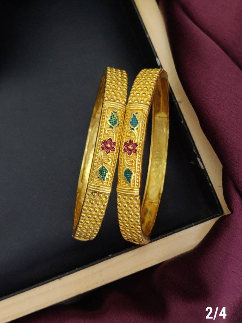Fancy Golden Bangles Set 5