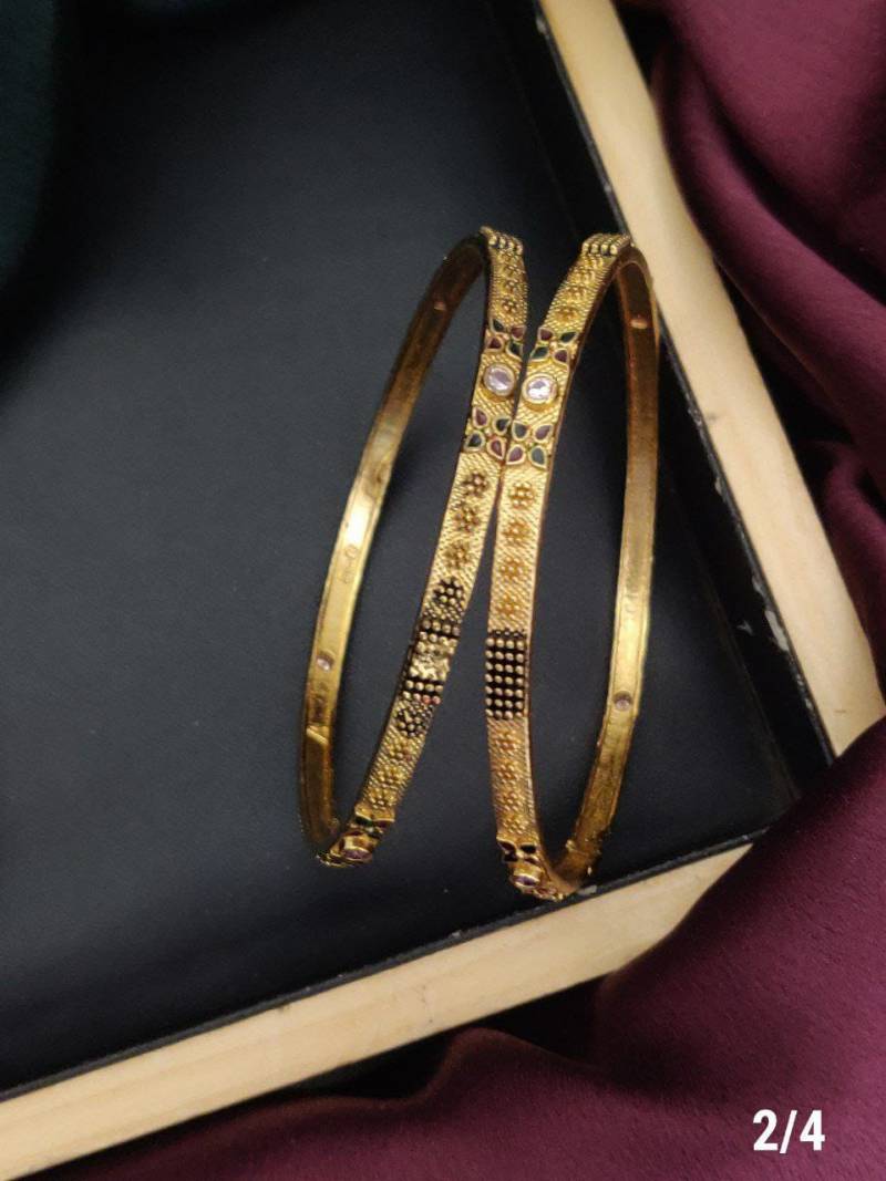 Fancy Golden Bangles Set 5