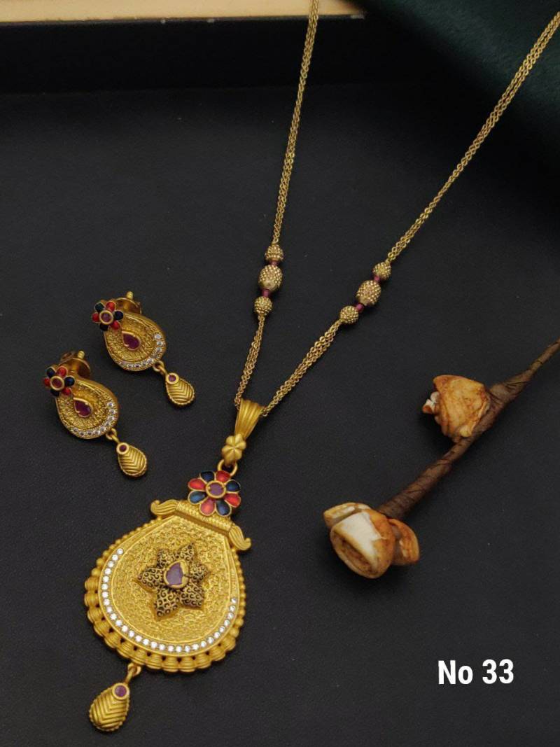 Brass High Gold Pendal Butti 5