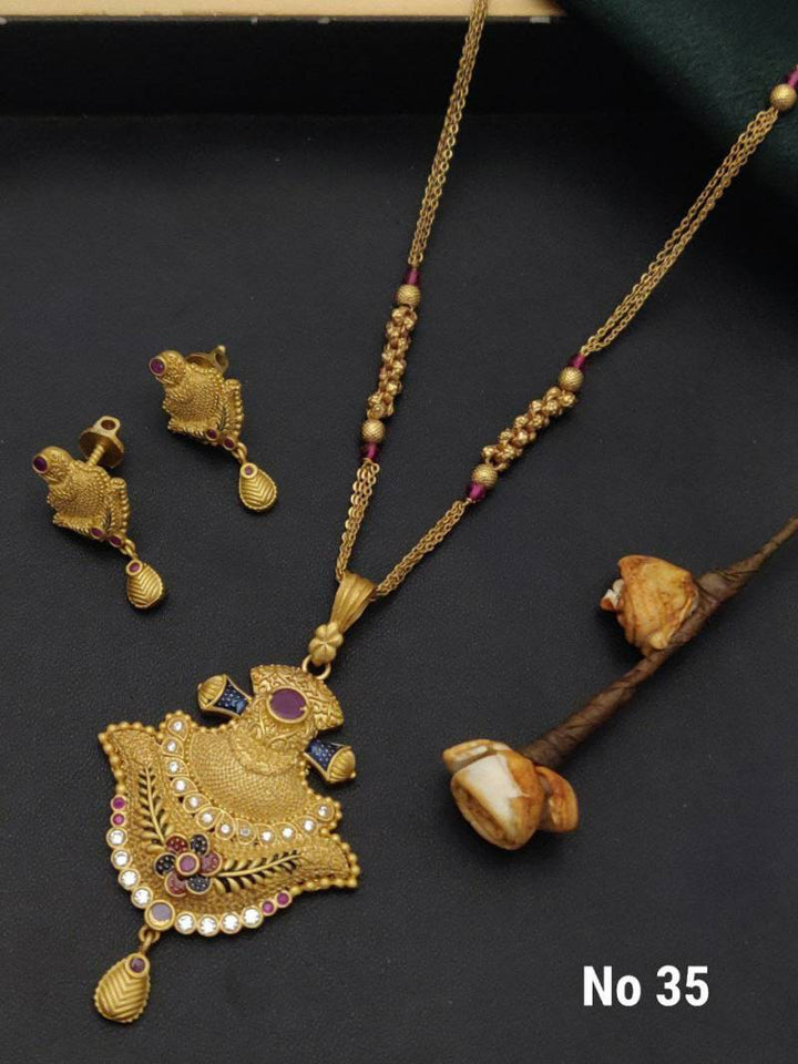 Brass High Gold Pendal Butti 6