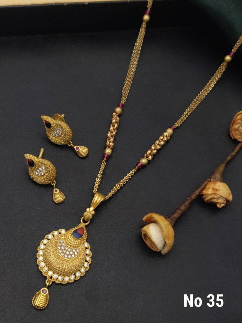 Brass High Gold Pendal Butti 6