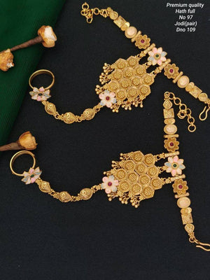 Brass High Gold Hath Panja Set 17