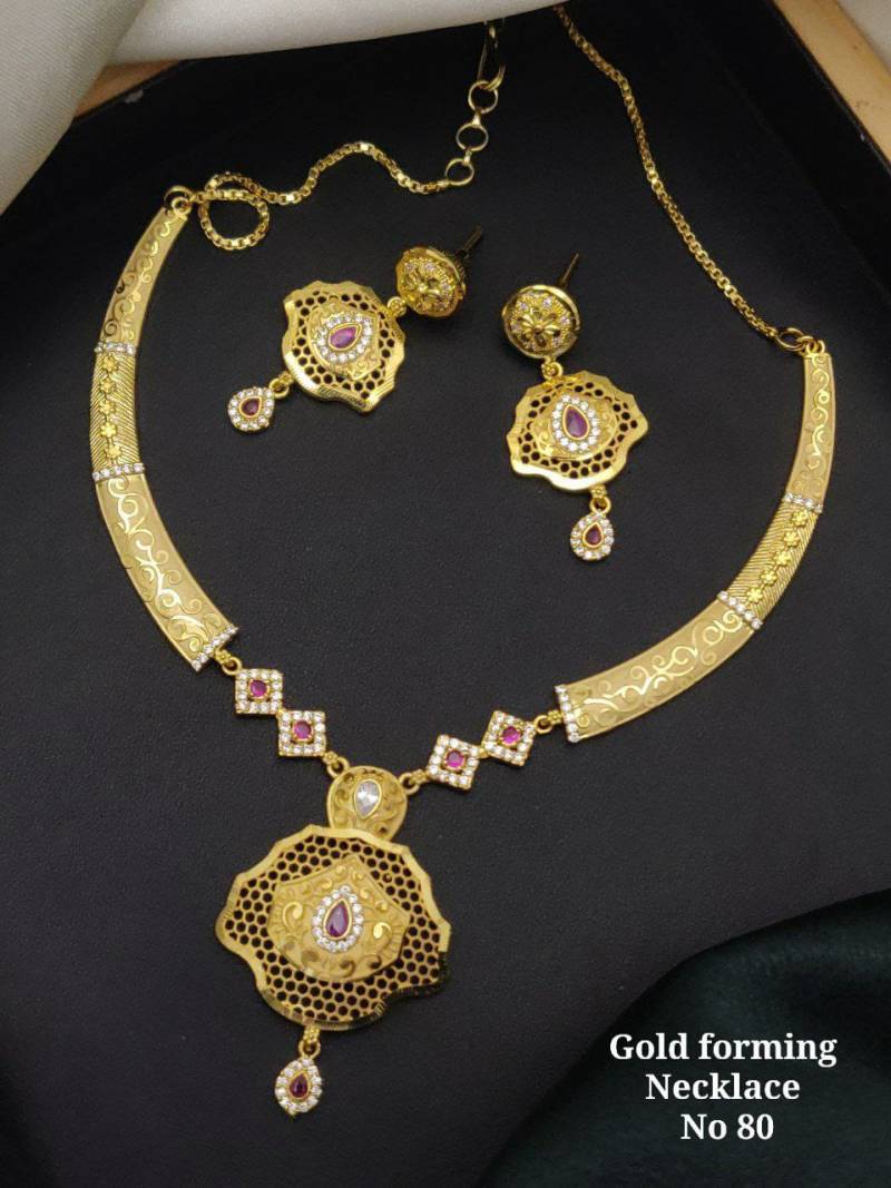 Gold Forming Necklace 2