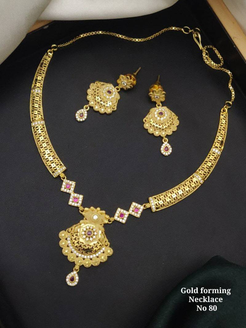 Gold Forming Necklace 2