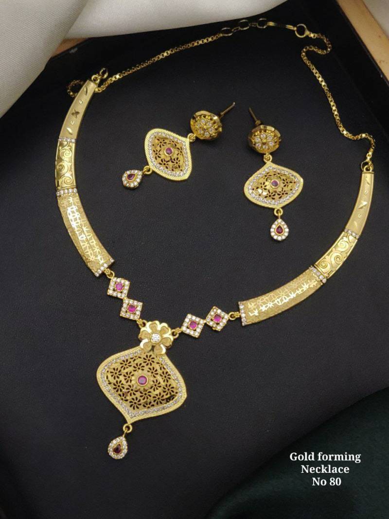 Gold Forming Necklace 2