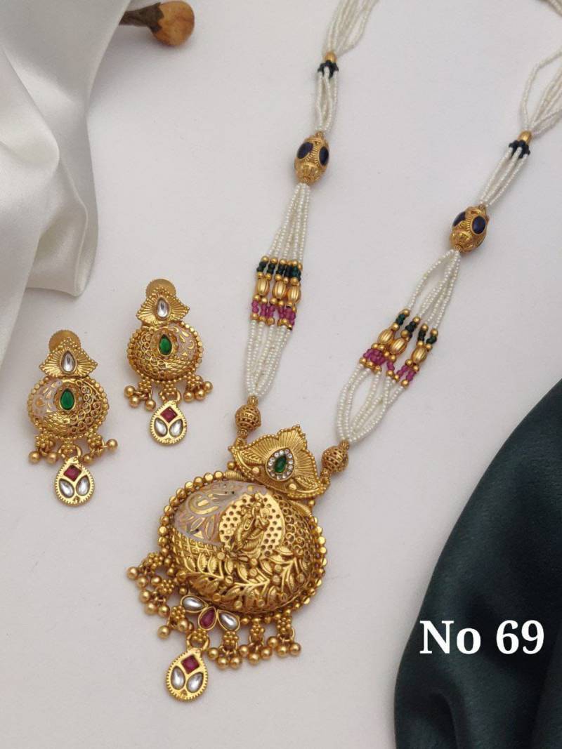 Brass High Gold Mala Pendal Set 17