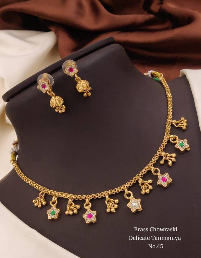 Brass Chowraski Delicate Tanmaniya 1