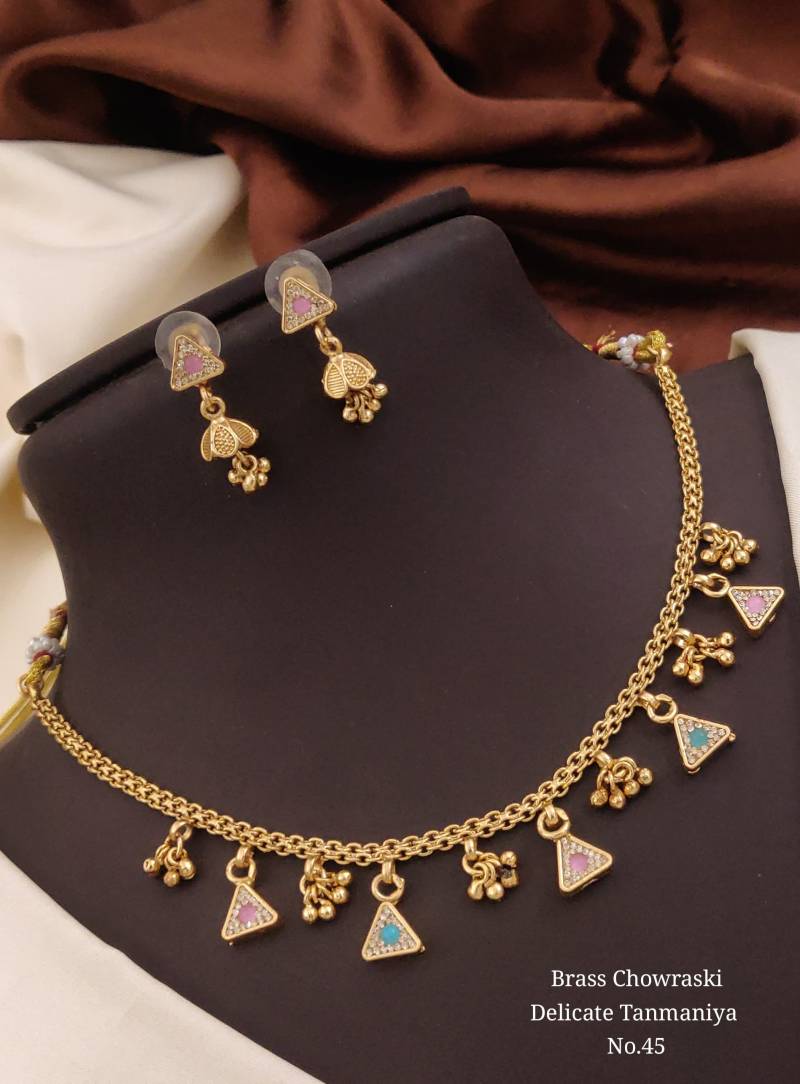 Brass Chowraski Delicate Tanmaniya 1