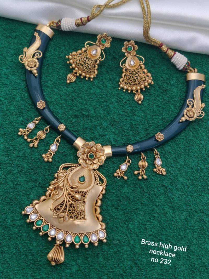 Brass High Gold Necklace 9