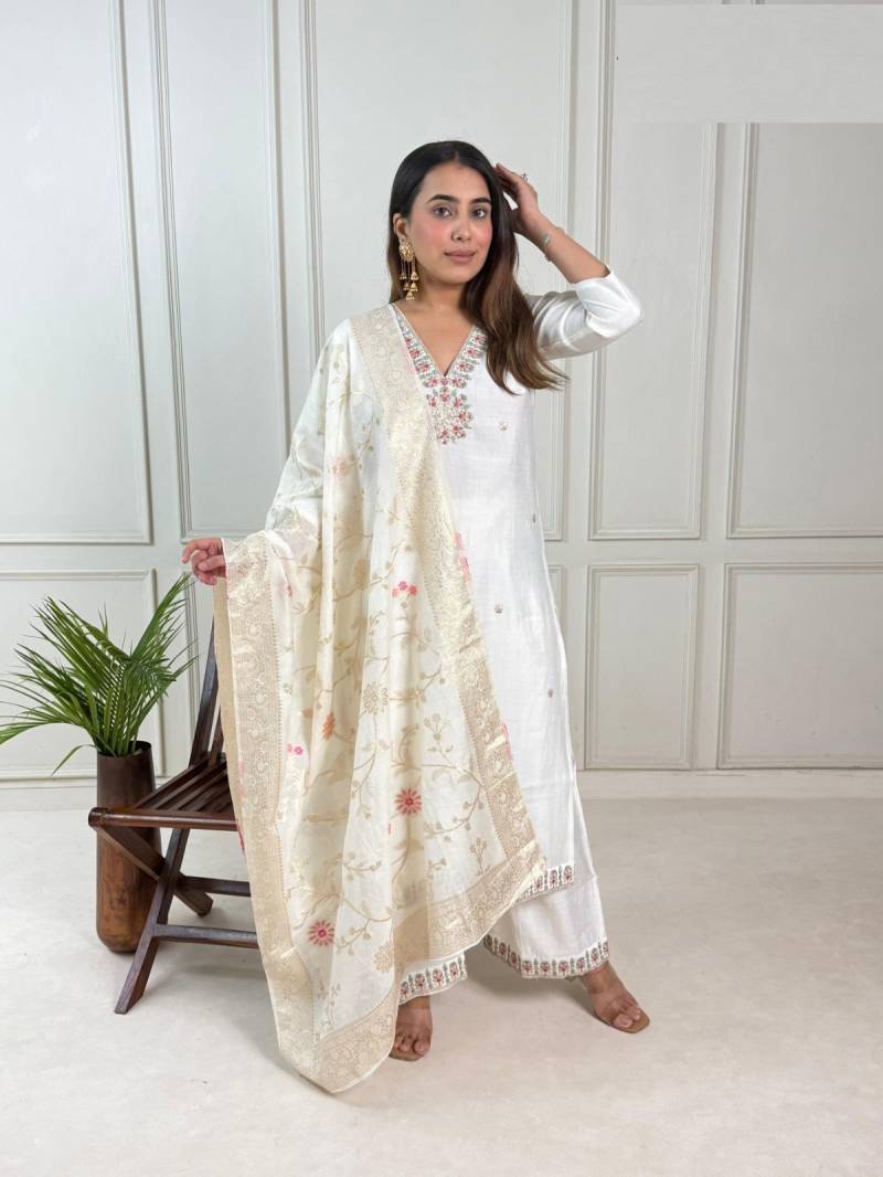 Naisha K 177