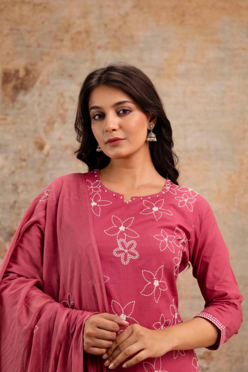 Naisha K 179