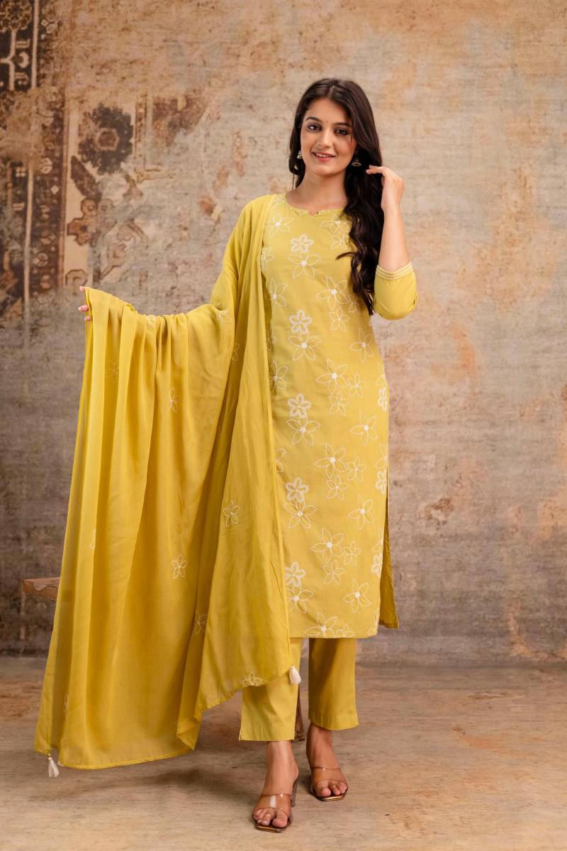 Naisha K 179