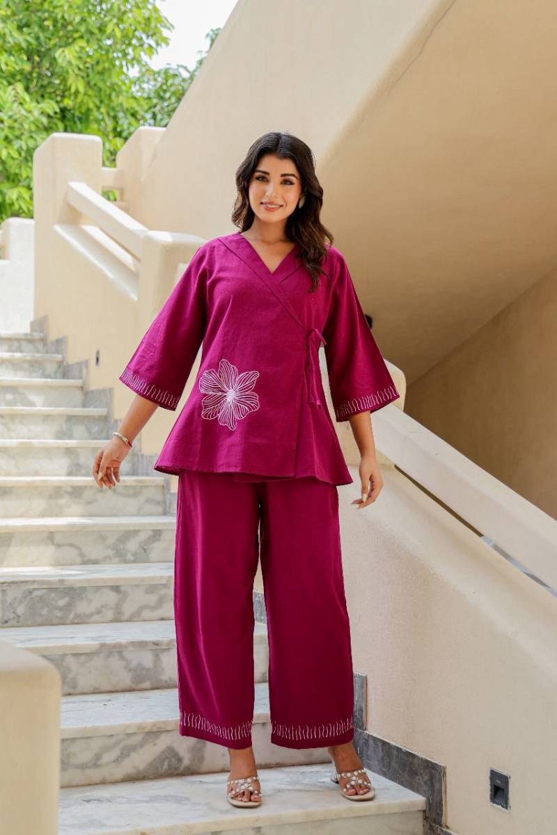 Naisha K 205