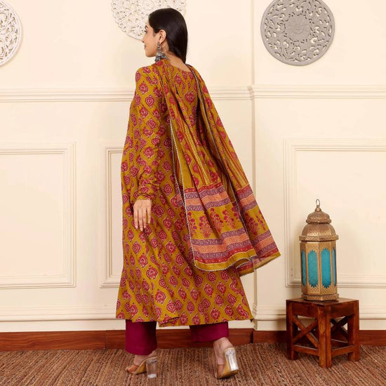 Dhruvi 308