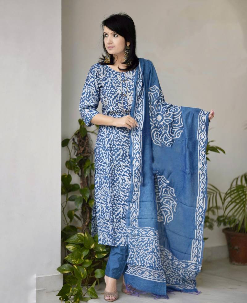 Dhruvi 310