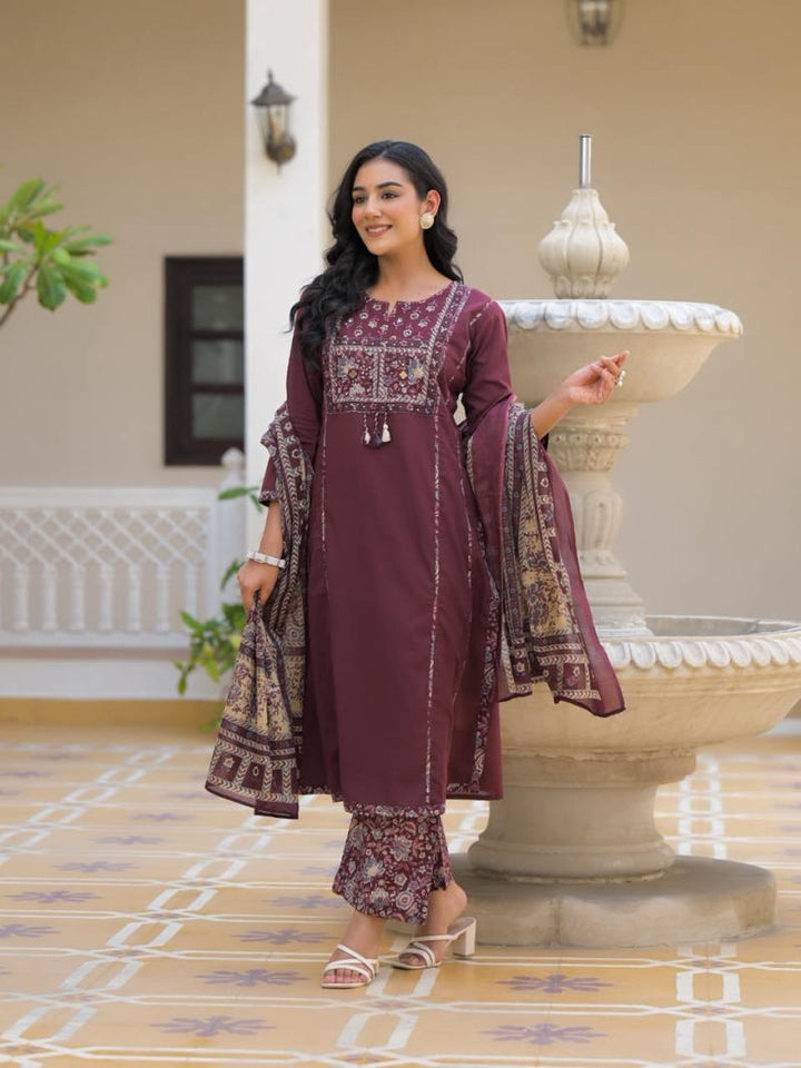 Naisha K 213