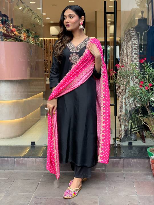 Dhruvi 327
