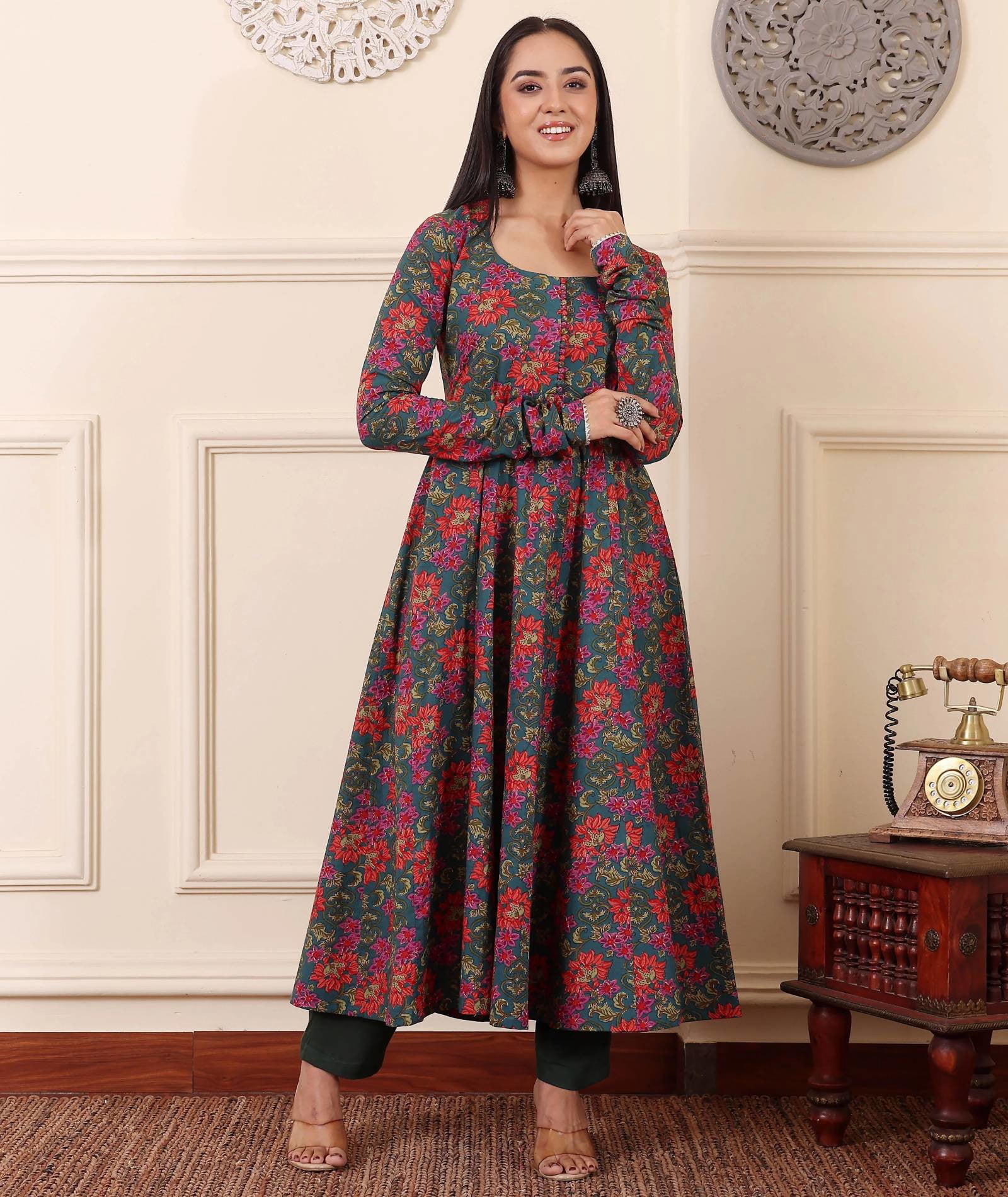 Dhruvi 329
