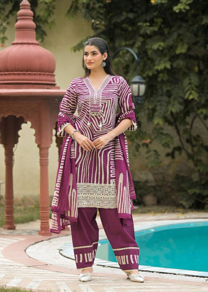 Naisha K 236