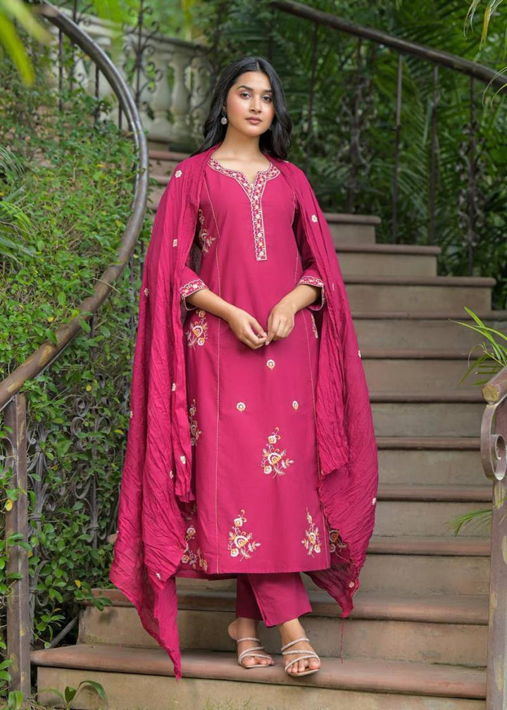 Naisha K 255