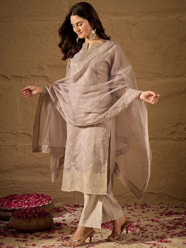 Amrah Wholesale Navya Kurti 269 Silk Blend Embroidered Kurti Pant Dupatta Set