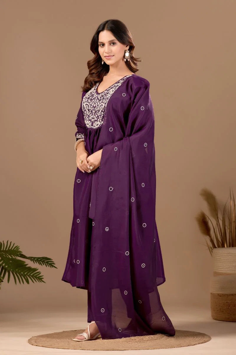 Amrah Wholesale Md 108 Mul Chanderi Embroidered Kurti Pant Dupatta Set