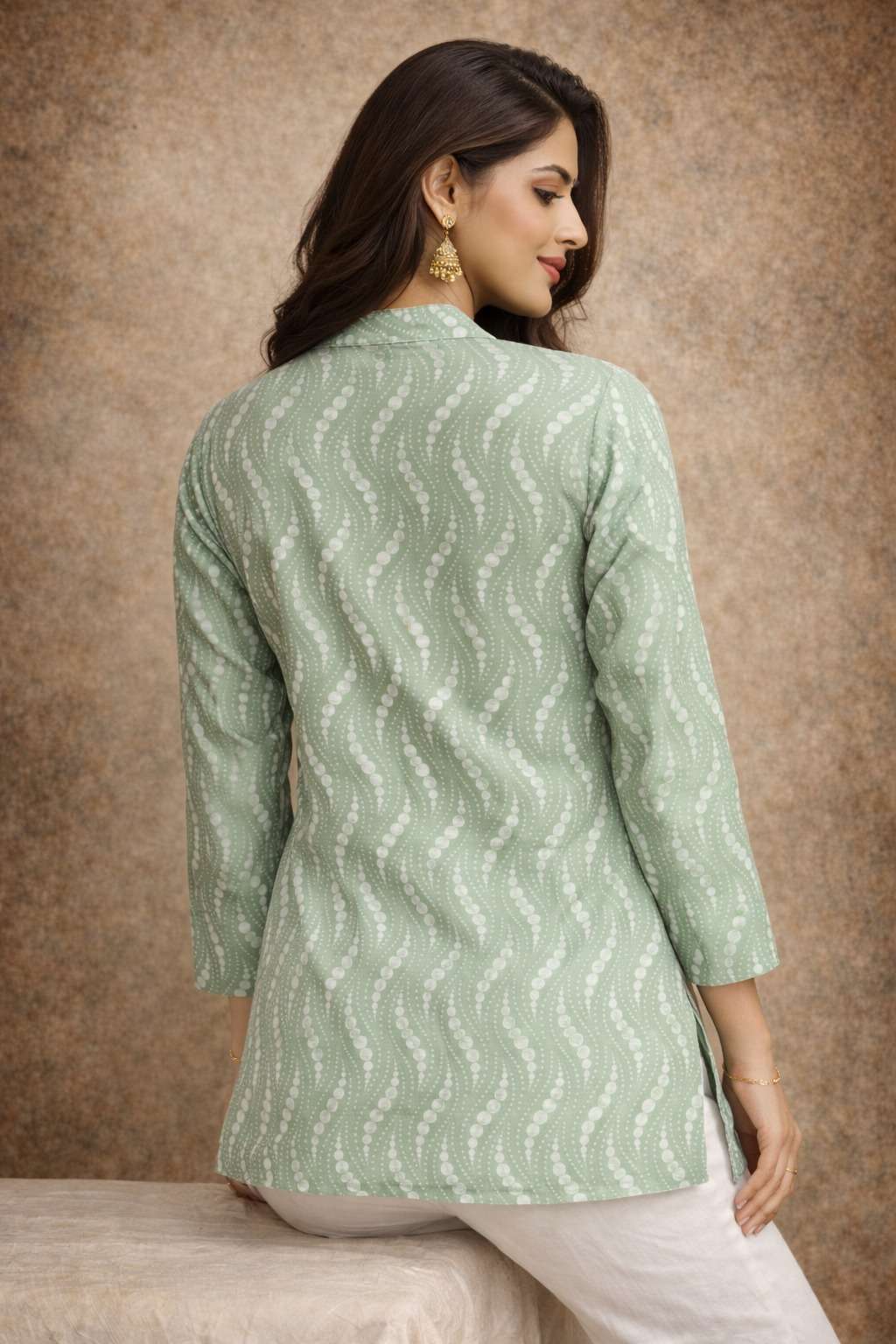 Aawiya RJ - 21 Kurti - Amrah Wholesale