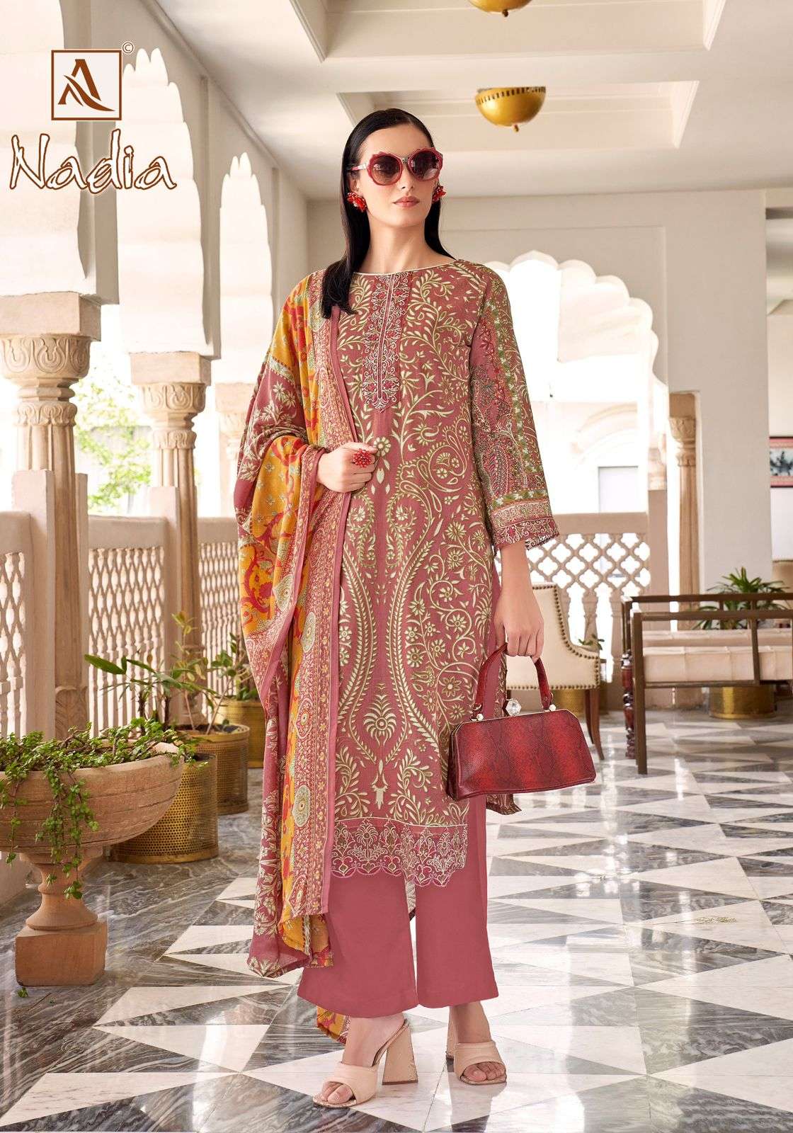 Alok Suit Nadia