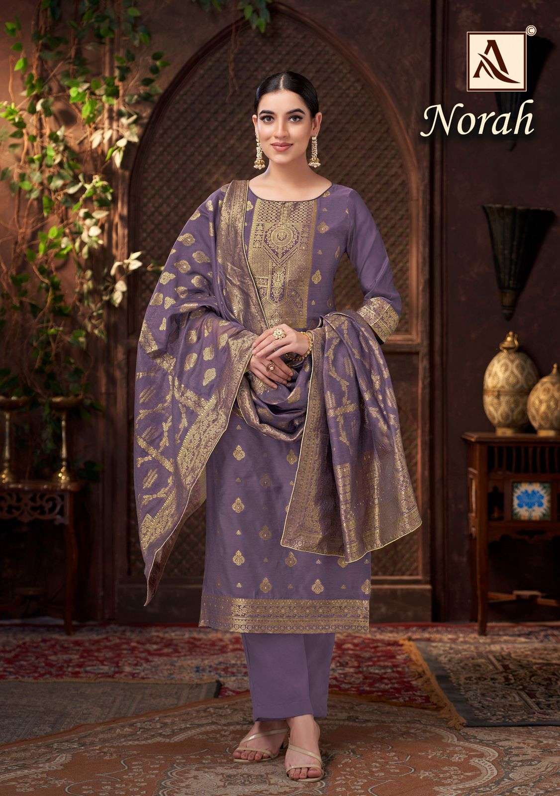 Alok Suit Norah