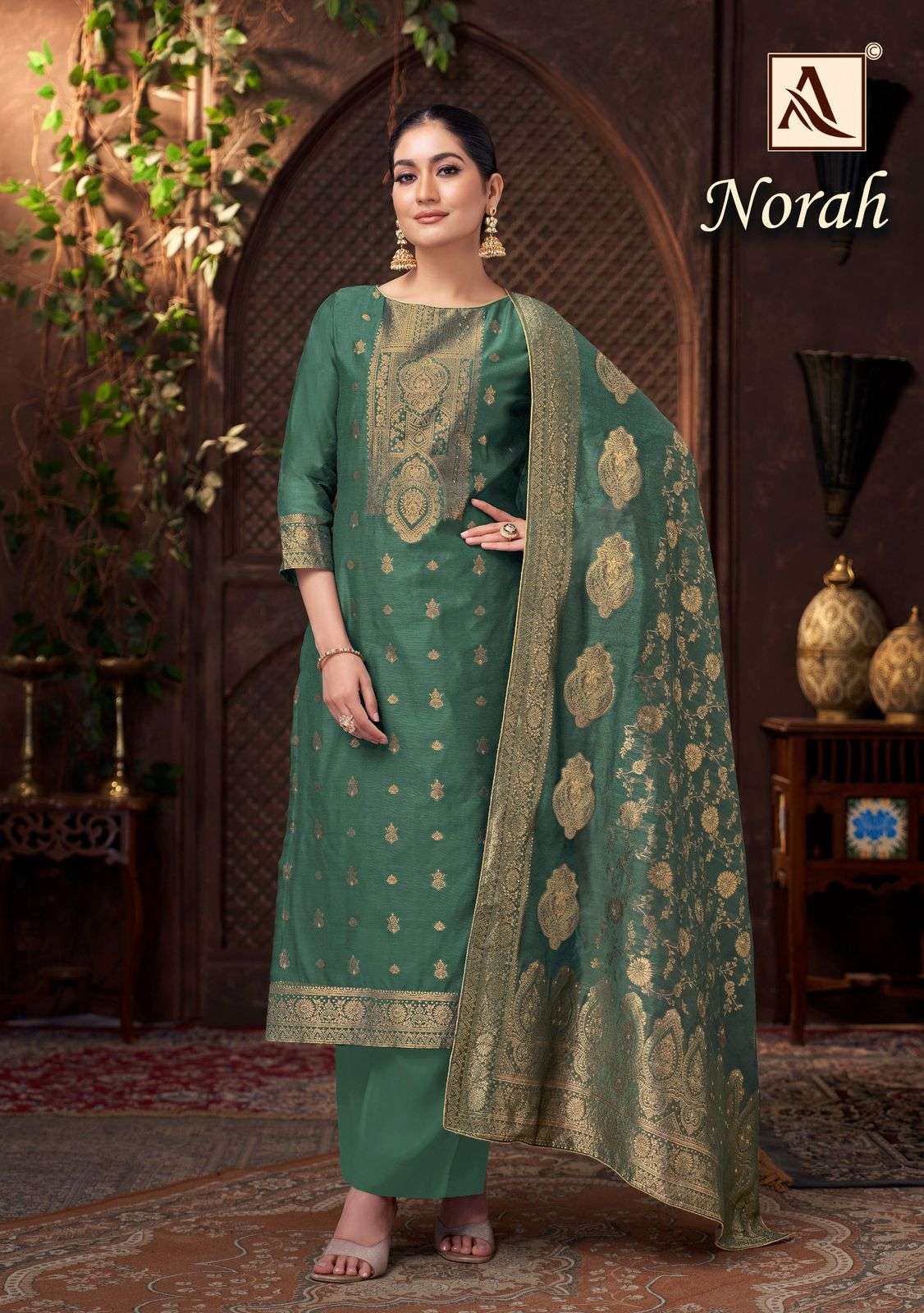 Alok Suit Norah