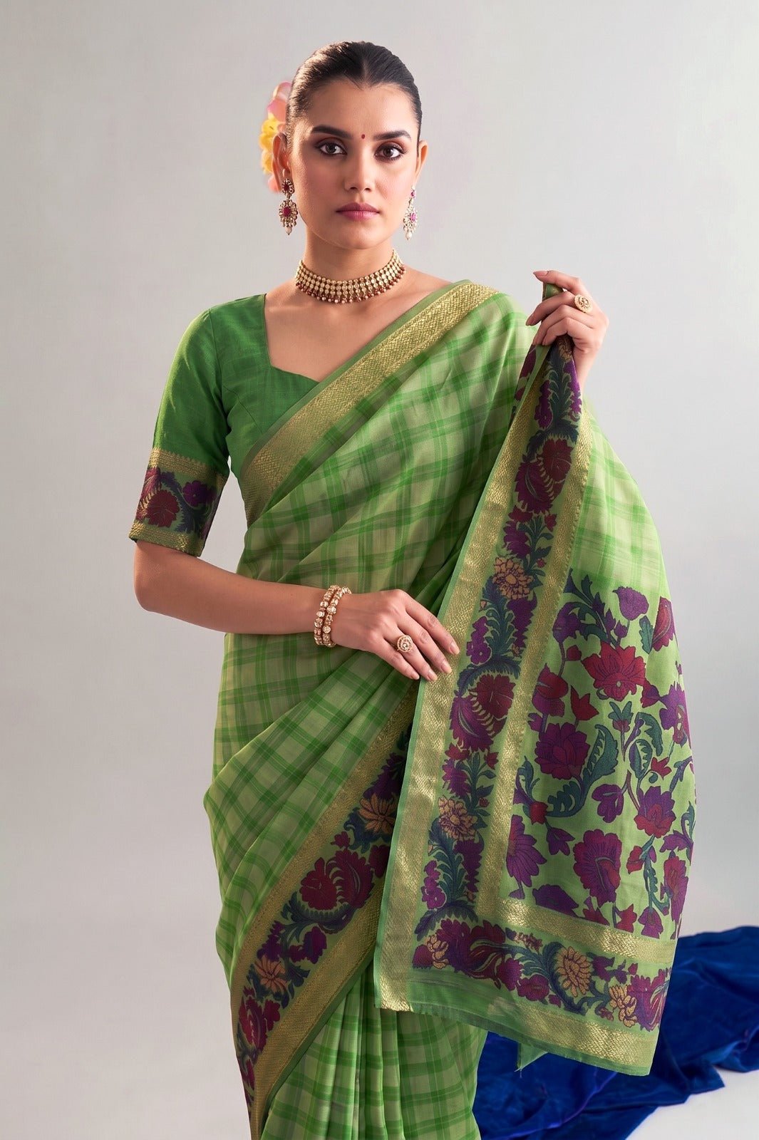 Amrah Wholesale Taraa L 7035 Polyester Viscose Chanderi Saree - Amrah Wholesale