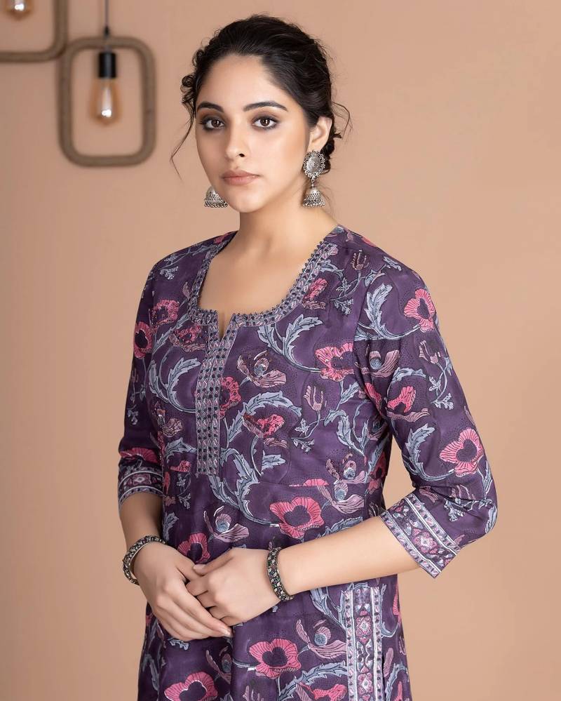 Dhruvi 334