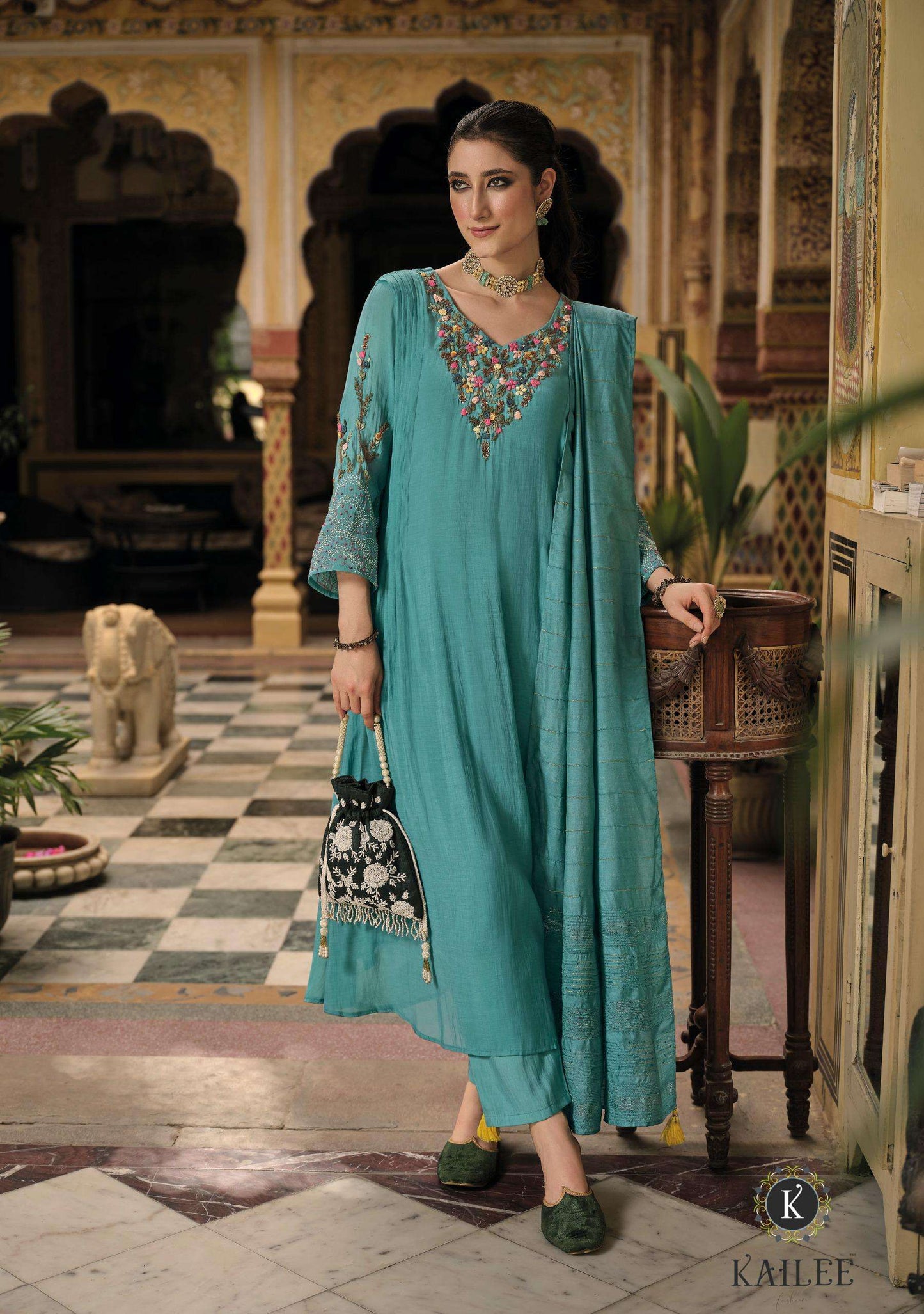 Kailee Fashion Meher