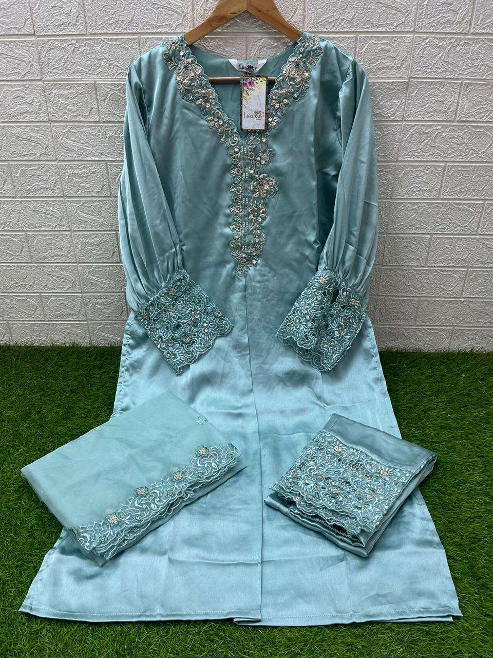 LAXURIA TRENDZ 1491 (4 Pcs)