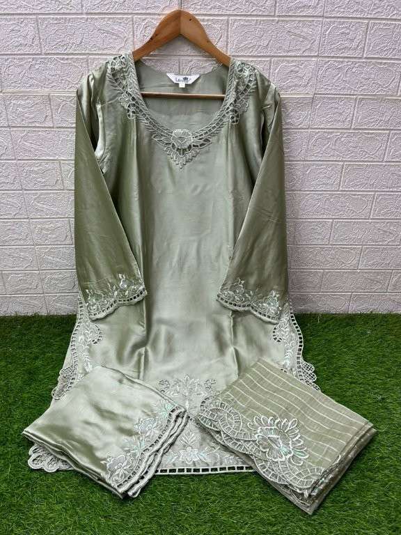 Laxuria Trendz 1538