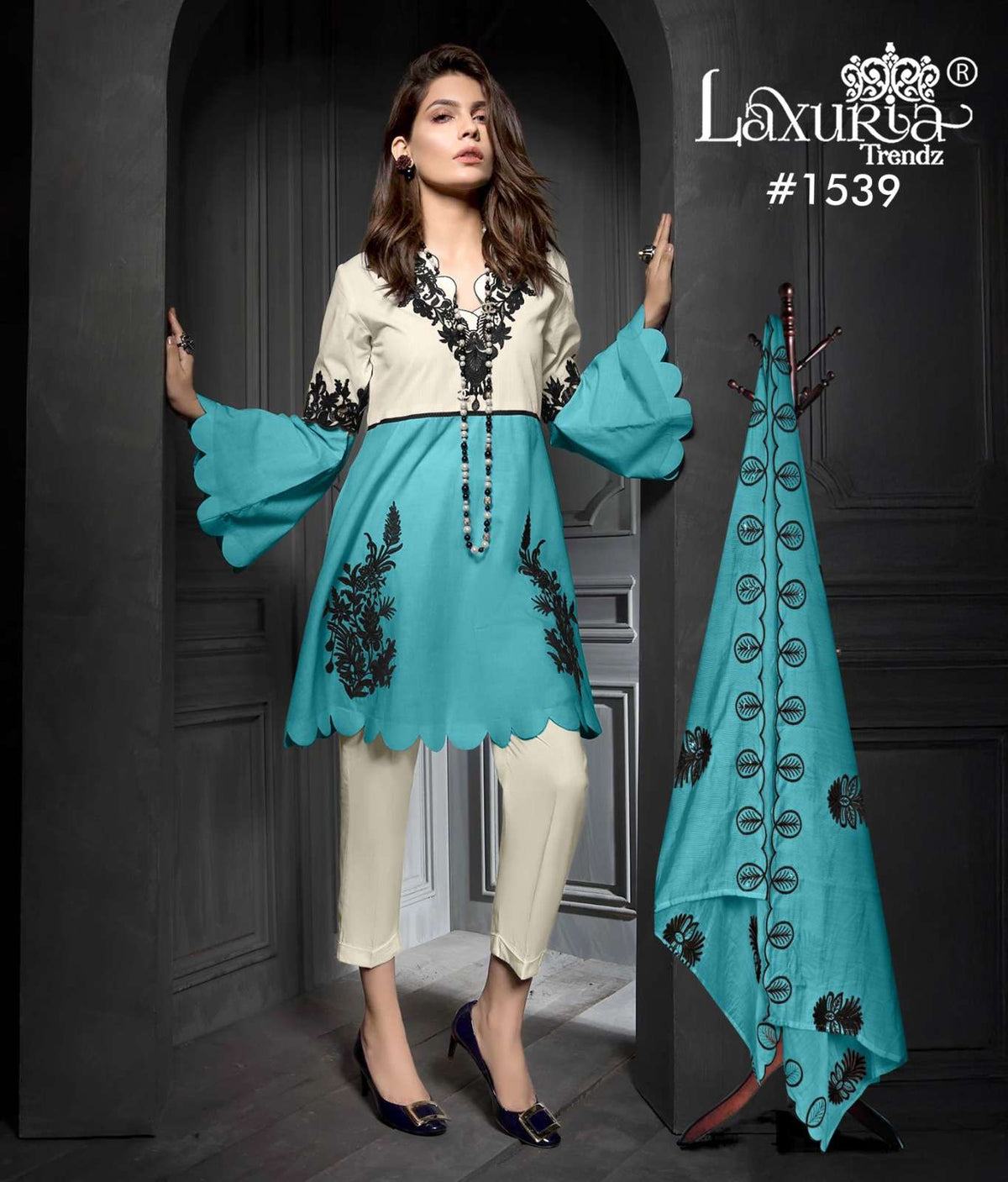 Laxuria Trendz 1539