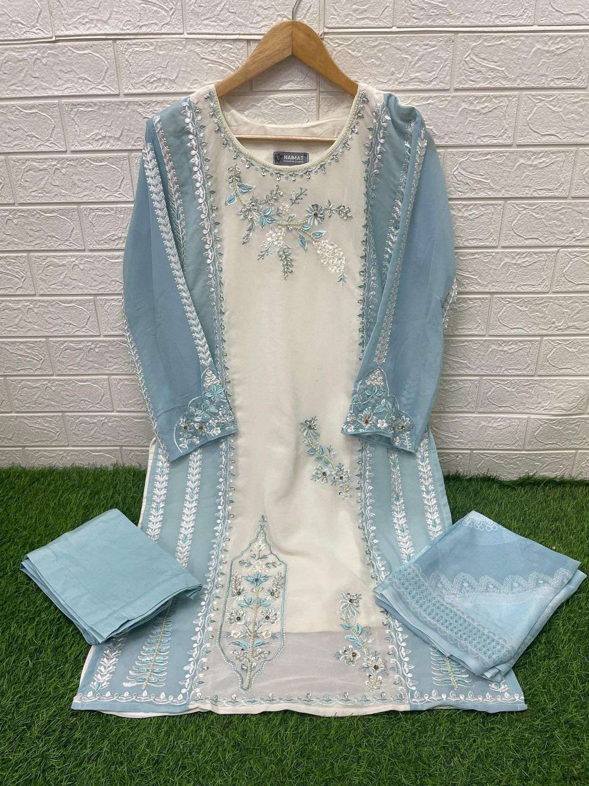 Naimat Fashion Studio Nfs-1122  (4 Pcs)