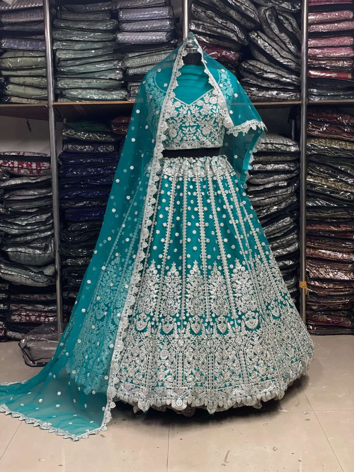 Senhora KB-1057 Net Embroidered Lehenga