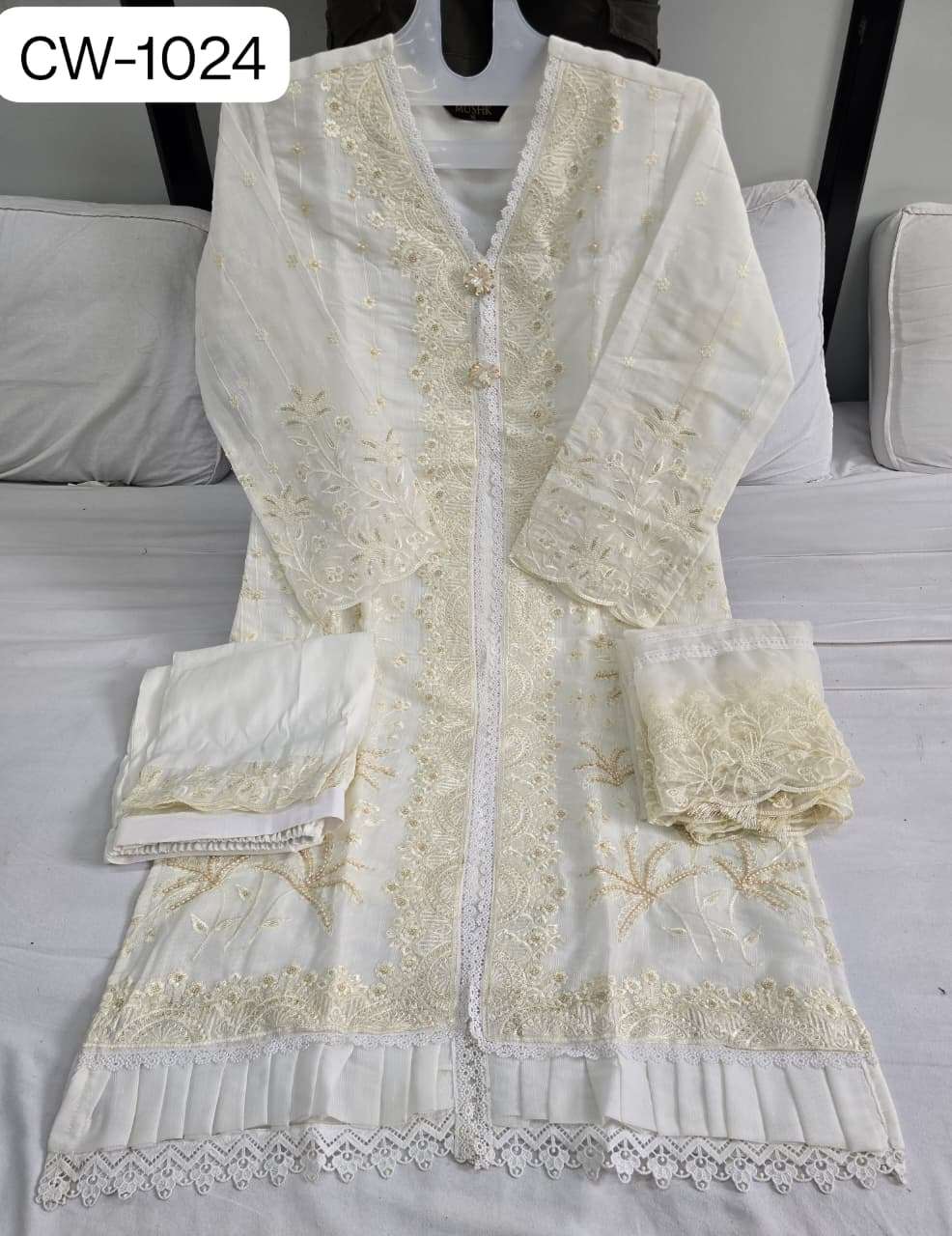 Shraddha Designer Cw-1024